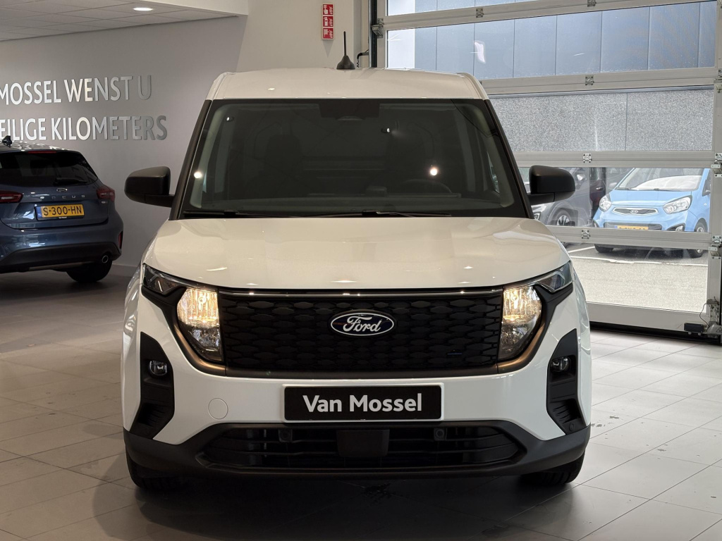 Ford E-transit Courier