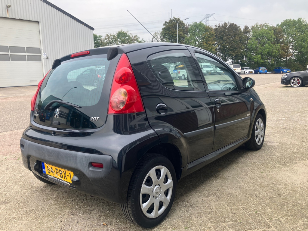 Peugeot 107