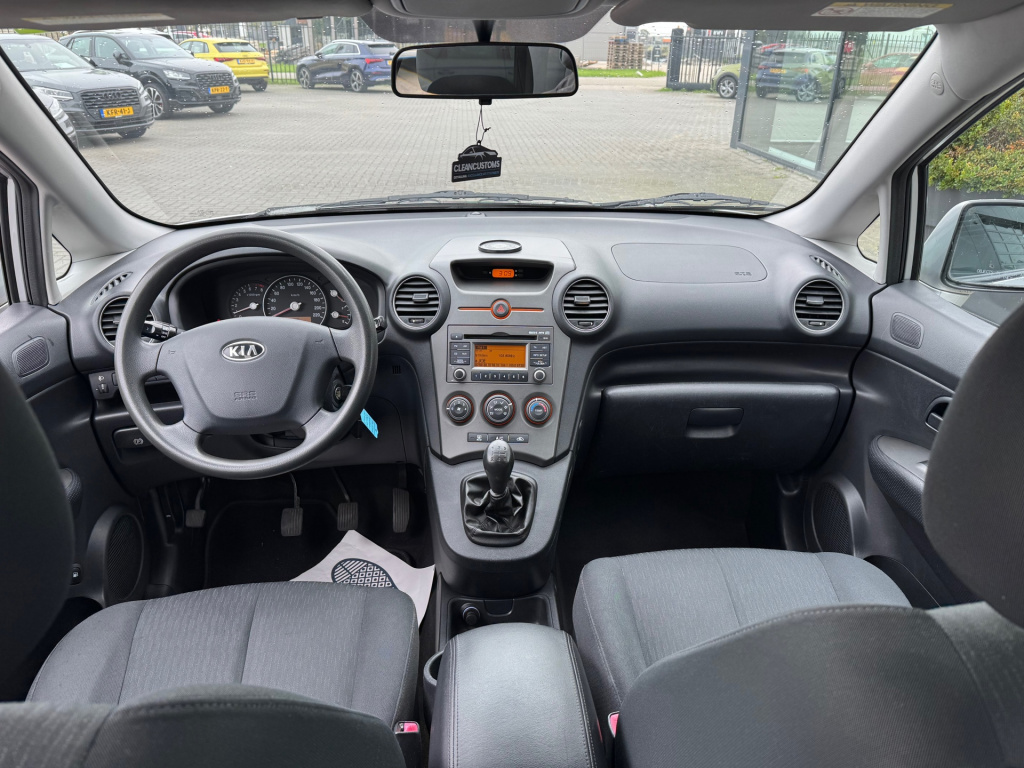 Kia Carens