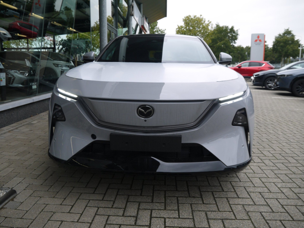 Mazda Cx-6e