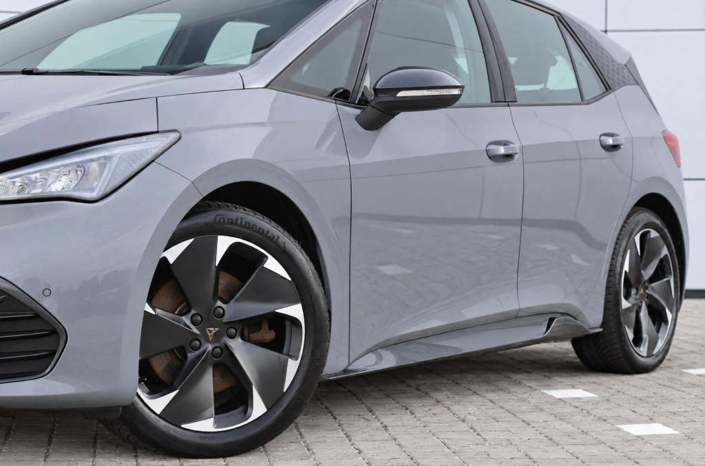Cupra Born