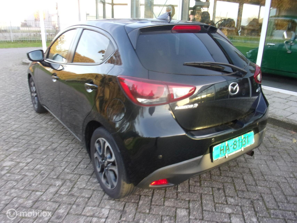 Mazda 2