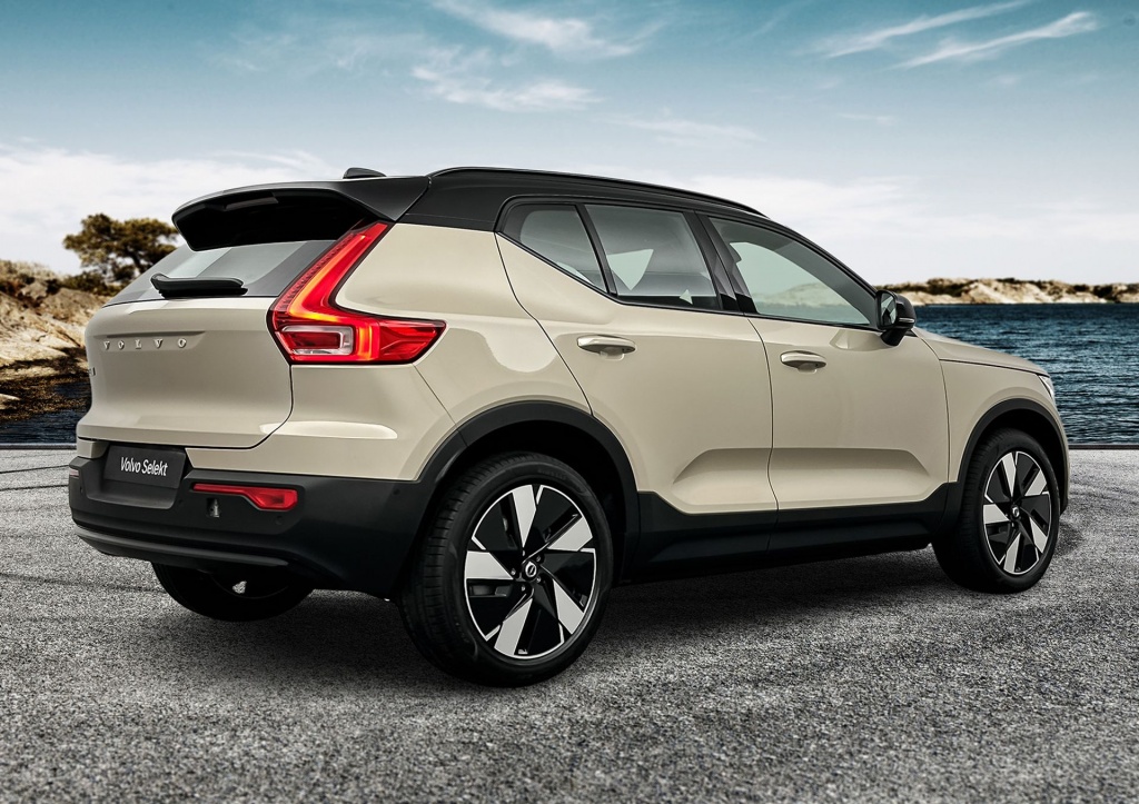 Volvo Ex40