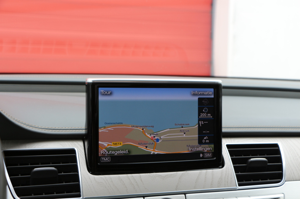Audi S8