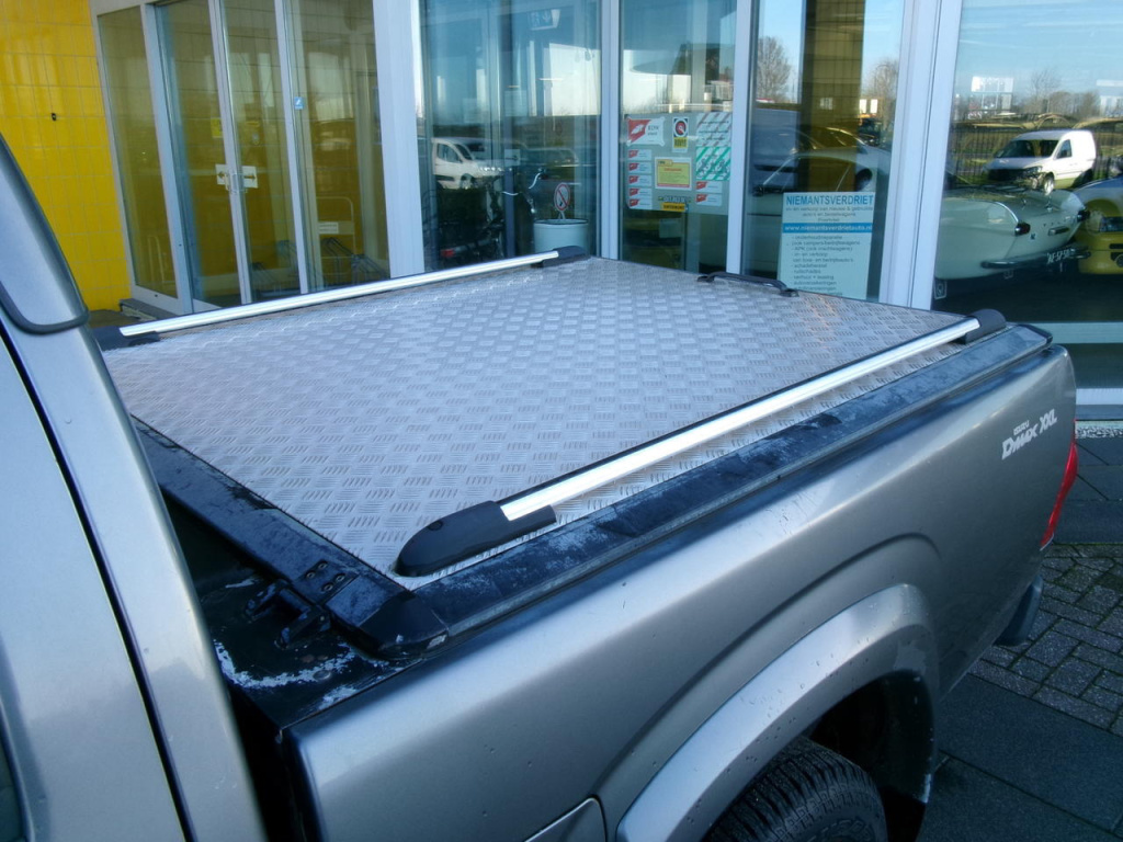 Isuzu D-max