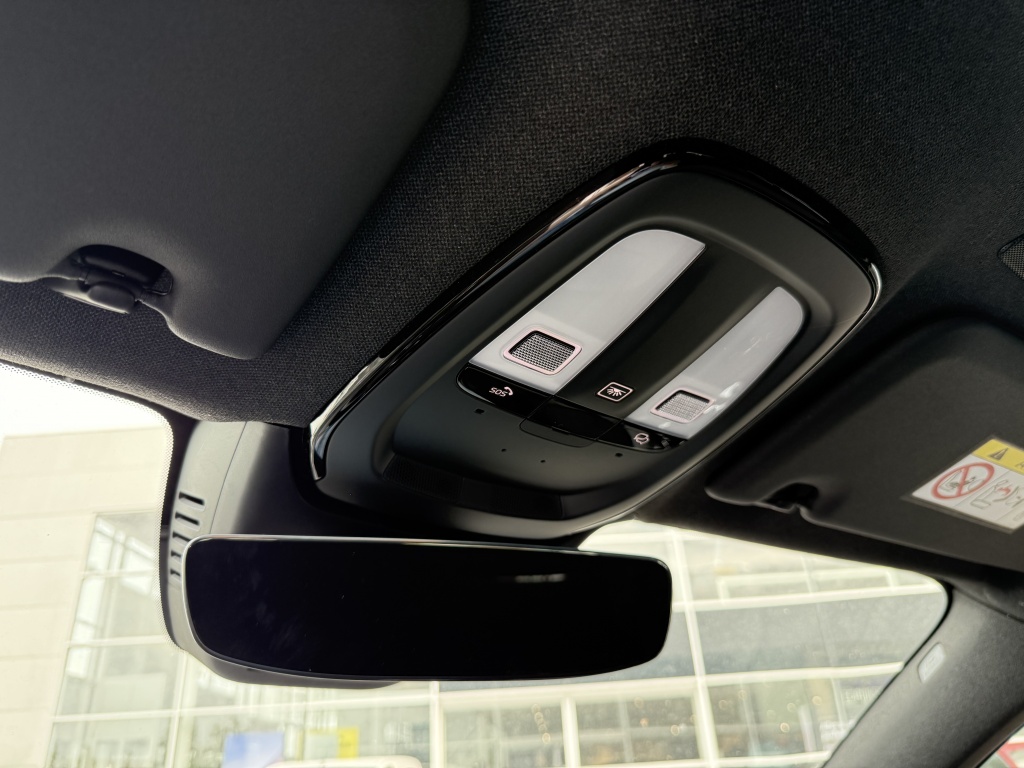 Volvo Ex40