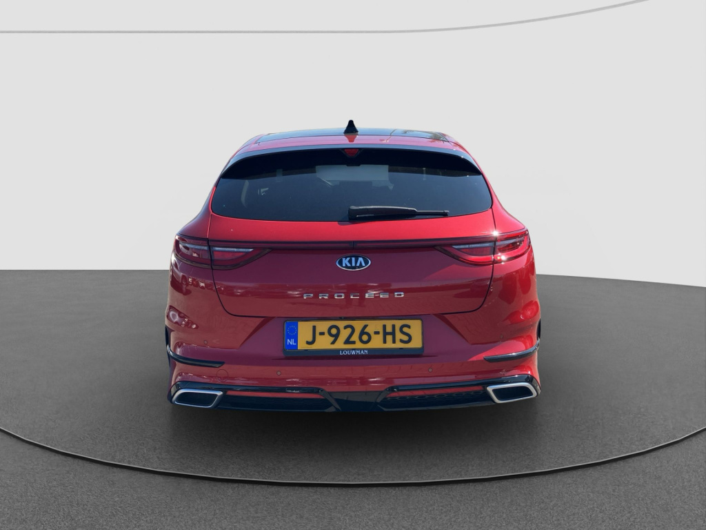 Kia Proceed