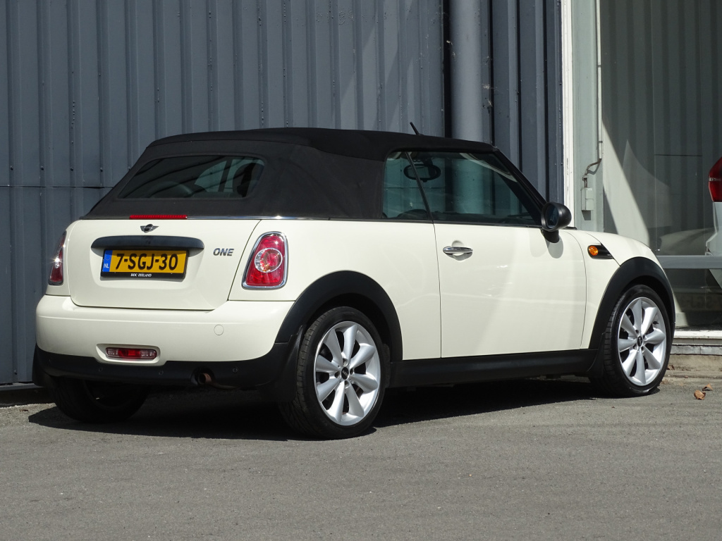 Mini One Cabrio