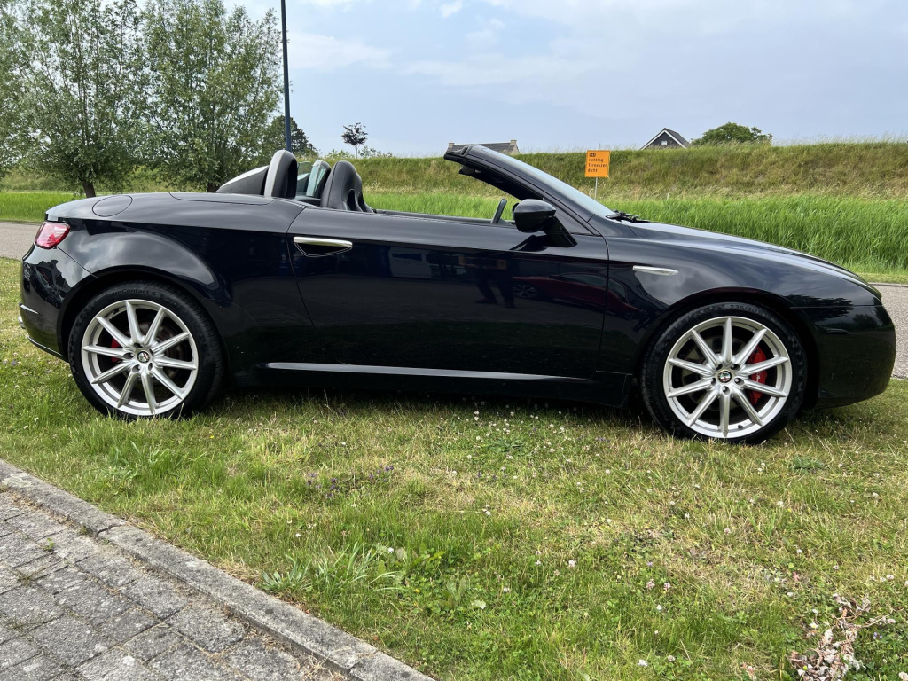Alfa Romeo Spider
