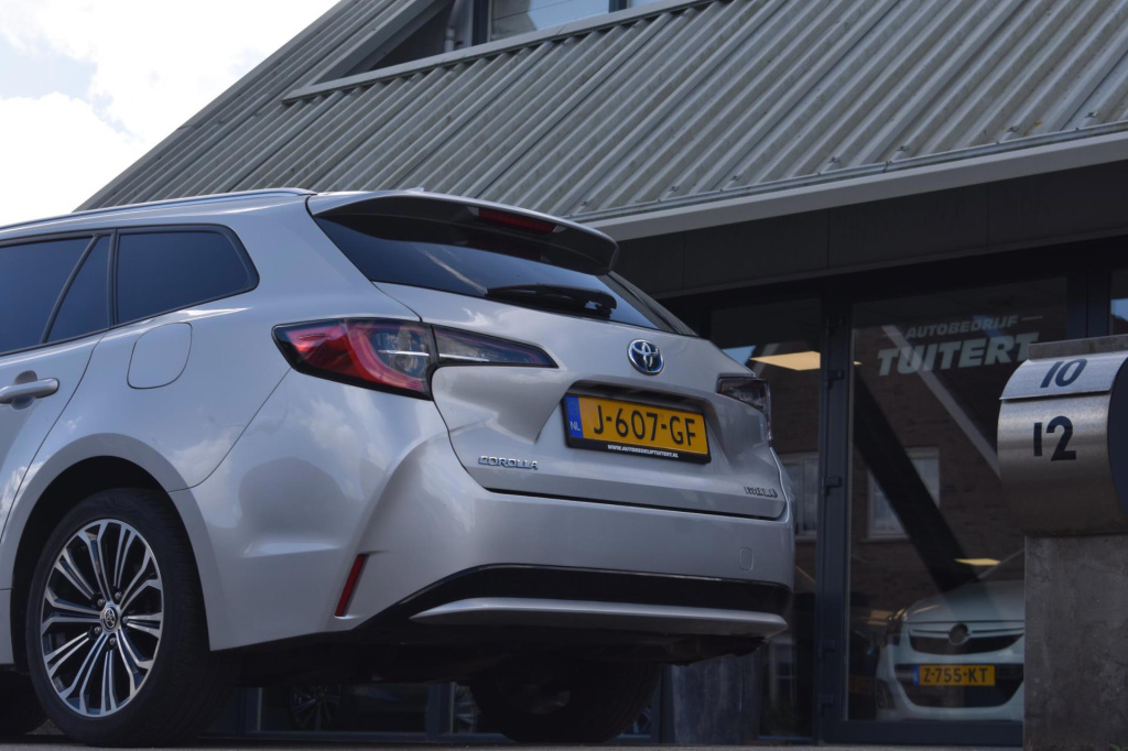 Toyota Corolla Touring Sports