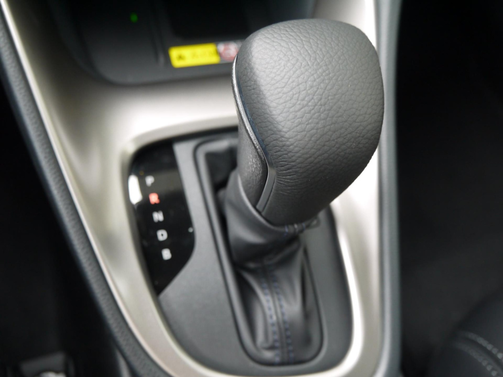 Mazda 2 Hybrid