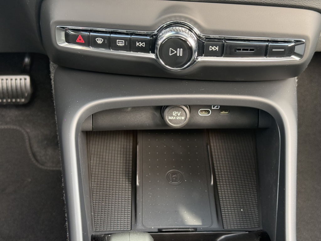 Volvo Ex40