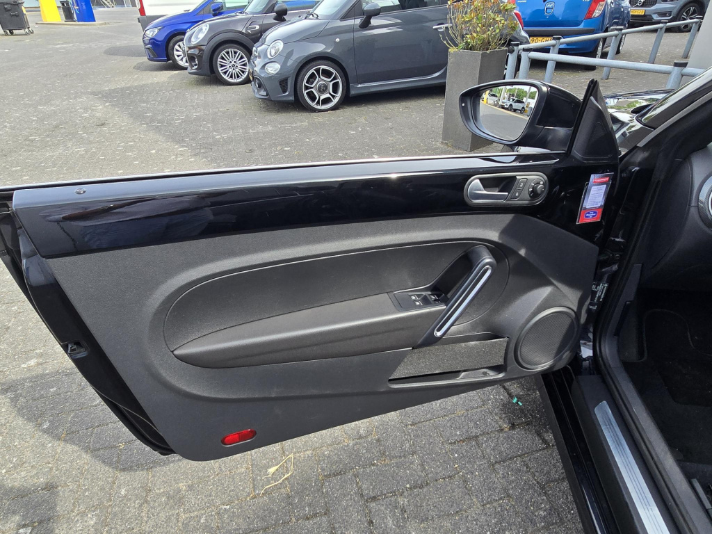 Volkswagen New Beetle