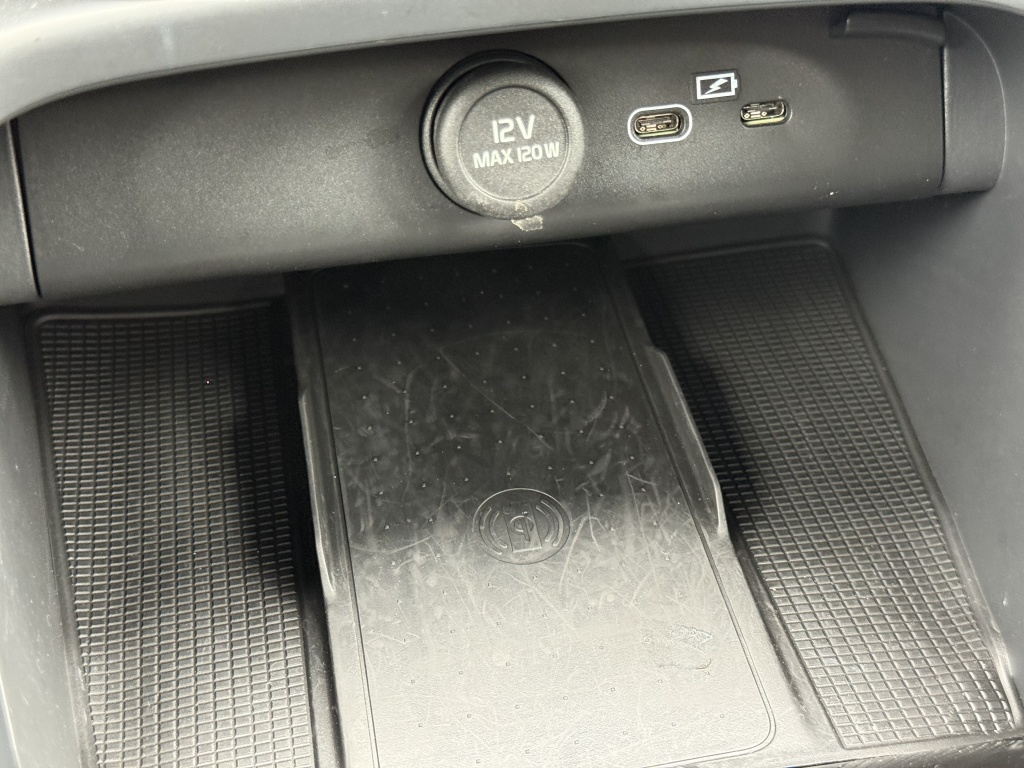 Volvo Ex40