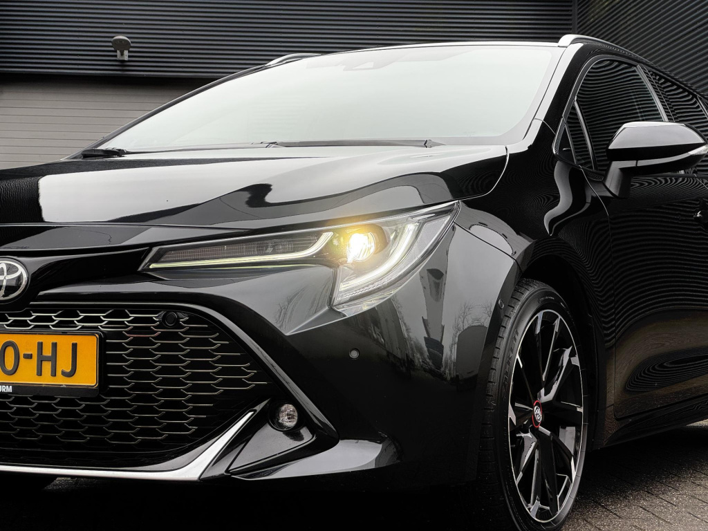 Toyota Corolla Touring Sports