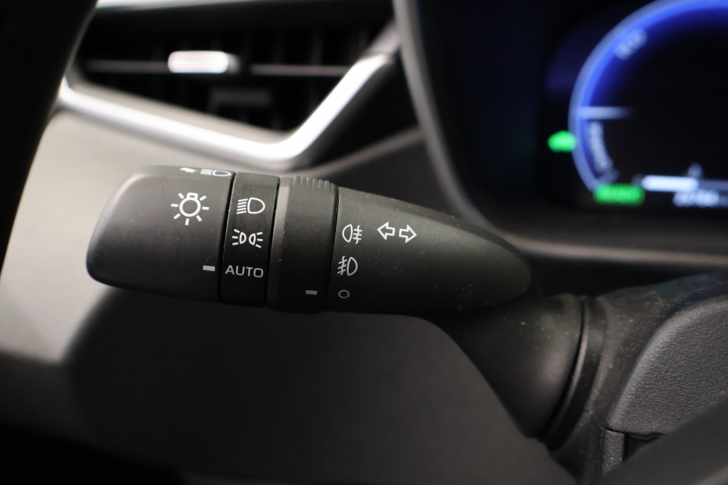 Toyota Corolla Touring Sports