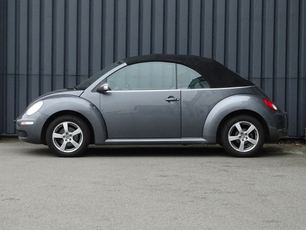 Volkswagen New Beetle