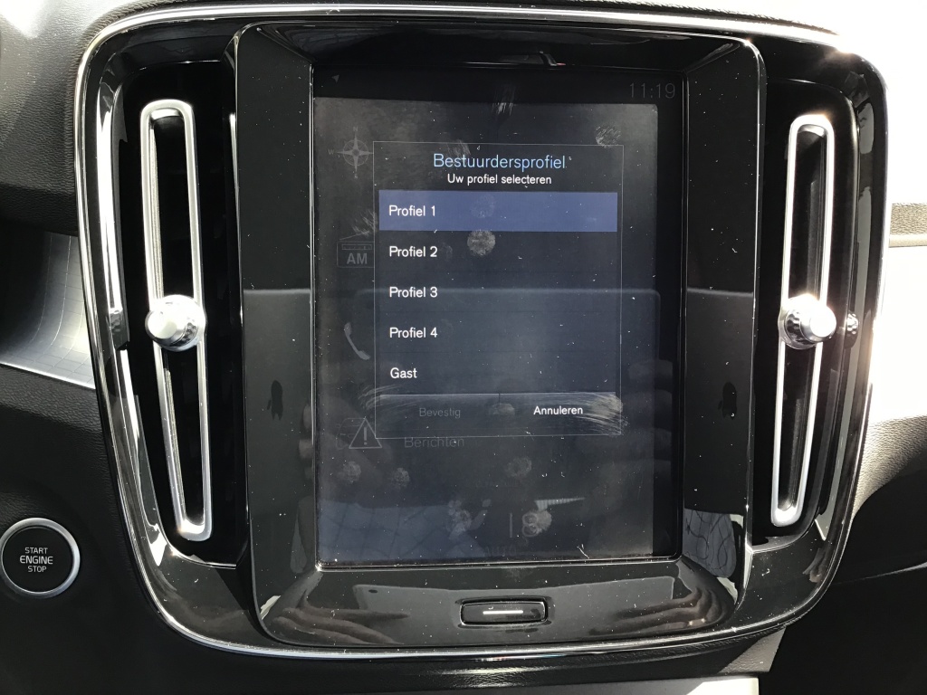 Volvo XC40