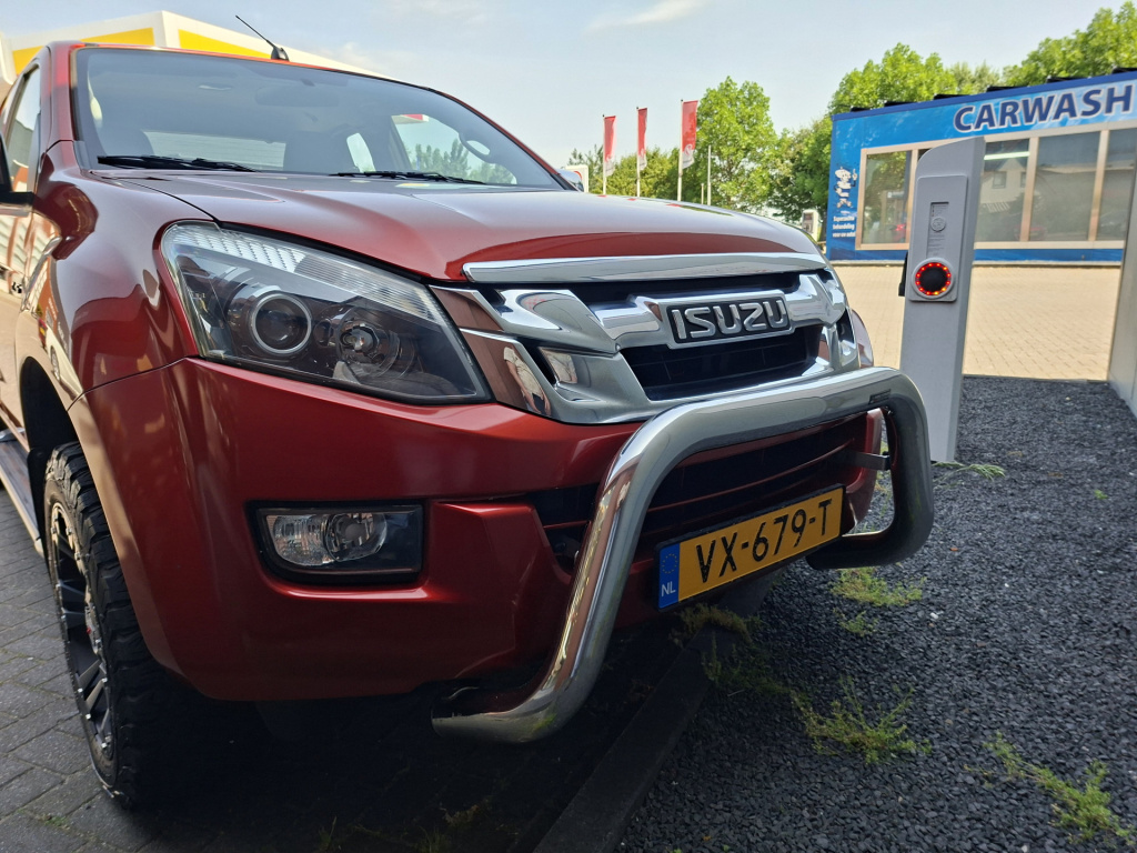Isuzu D-max
