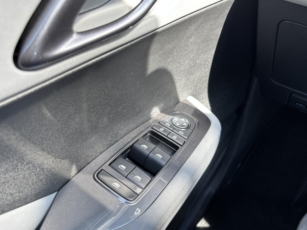 Byd Dolphin Surf