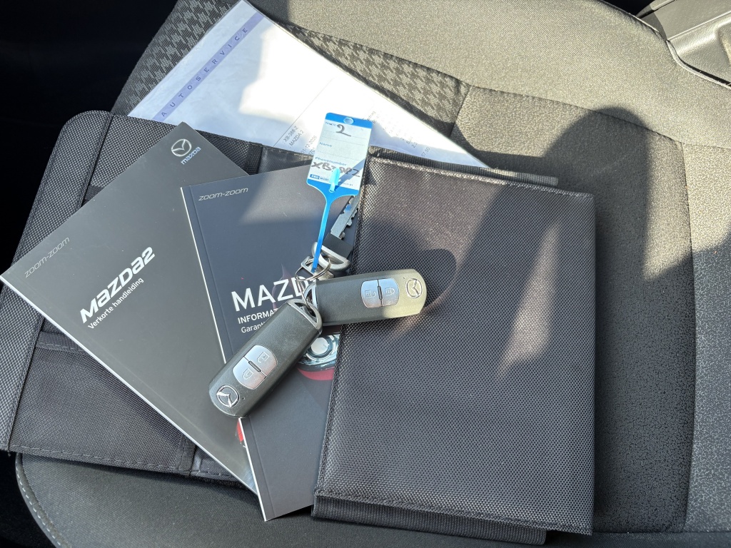 Mazda 2