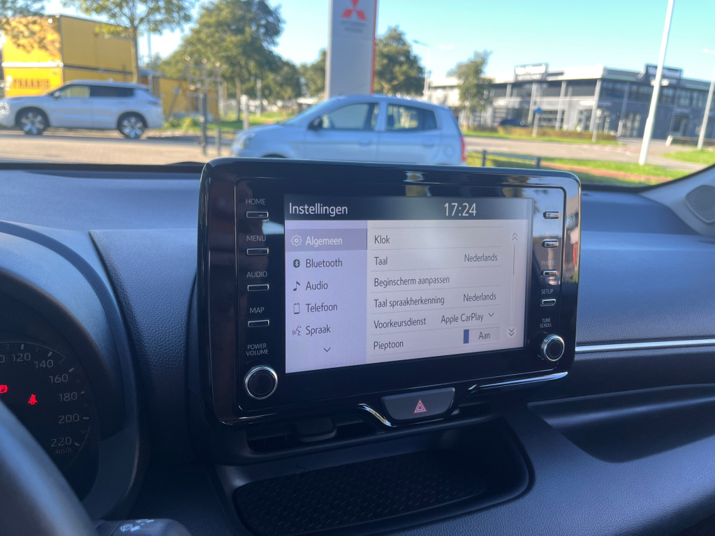 Mazda 2 Hybrid