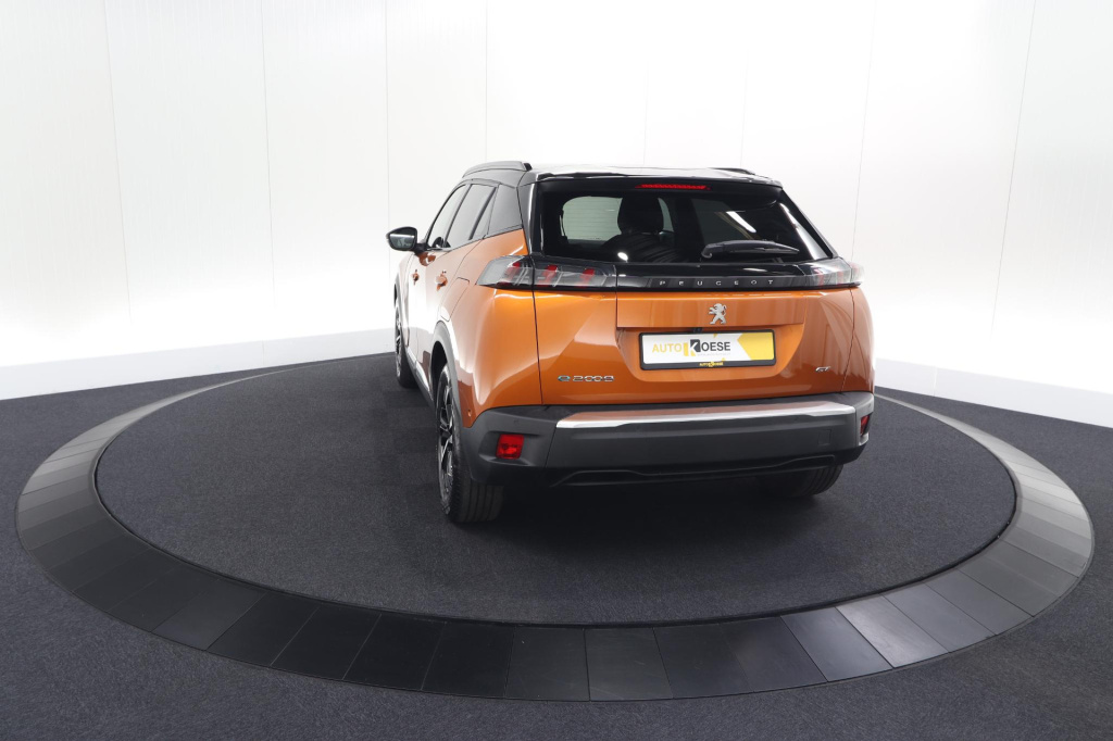 Peugeot E-2008