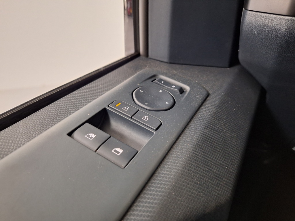Kia Pv5
