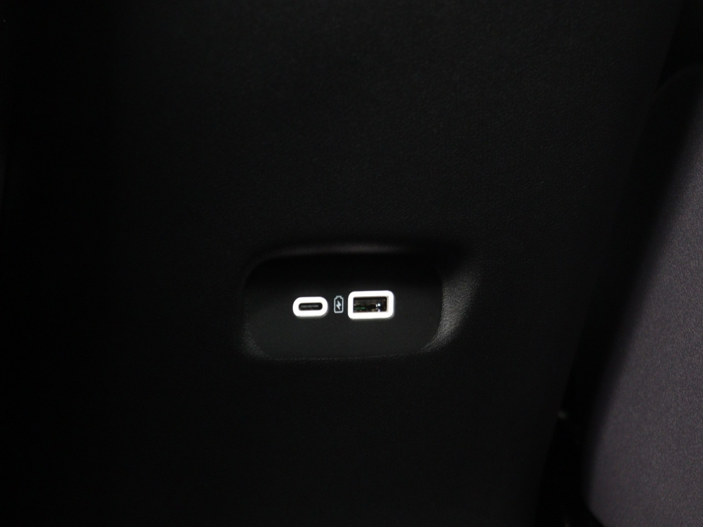 Leapmotor C10