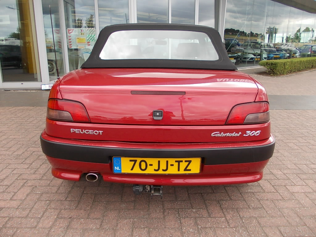 Peugeot 306