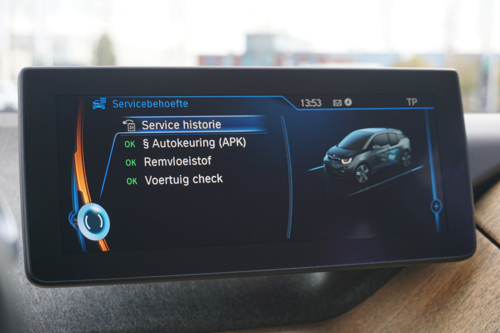 BMW I3