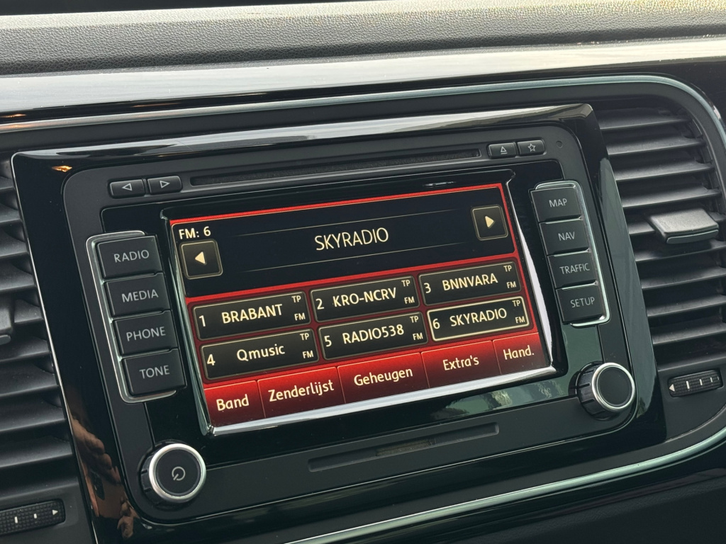 Volkswagen New Beetle