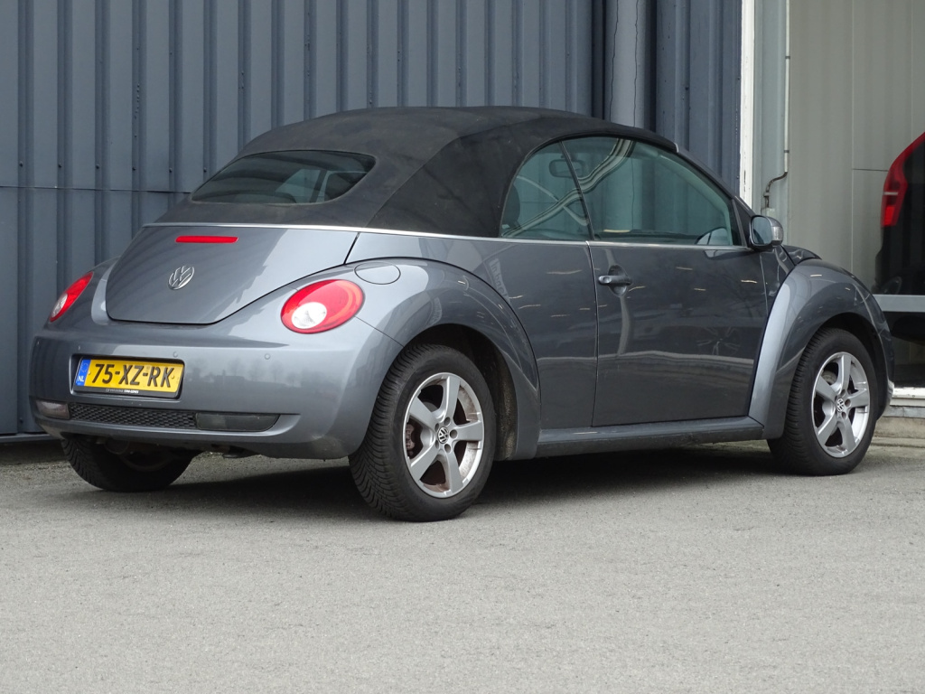 Volkswagen New Beetle