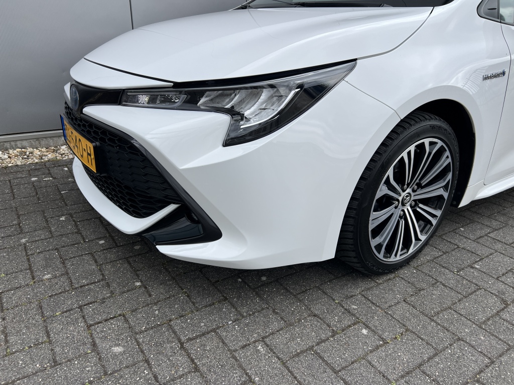 Toyota Corolla Touring Sports