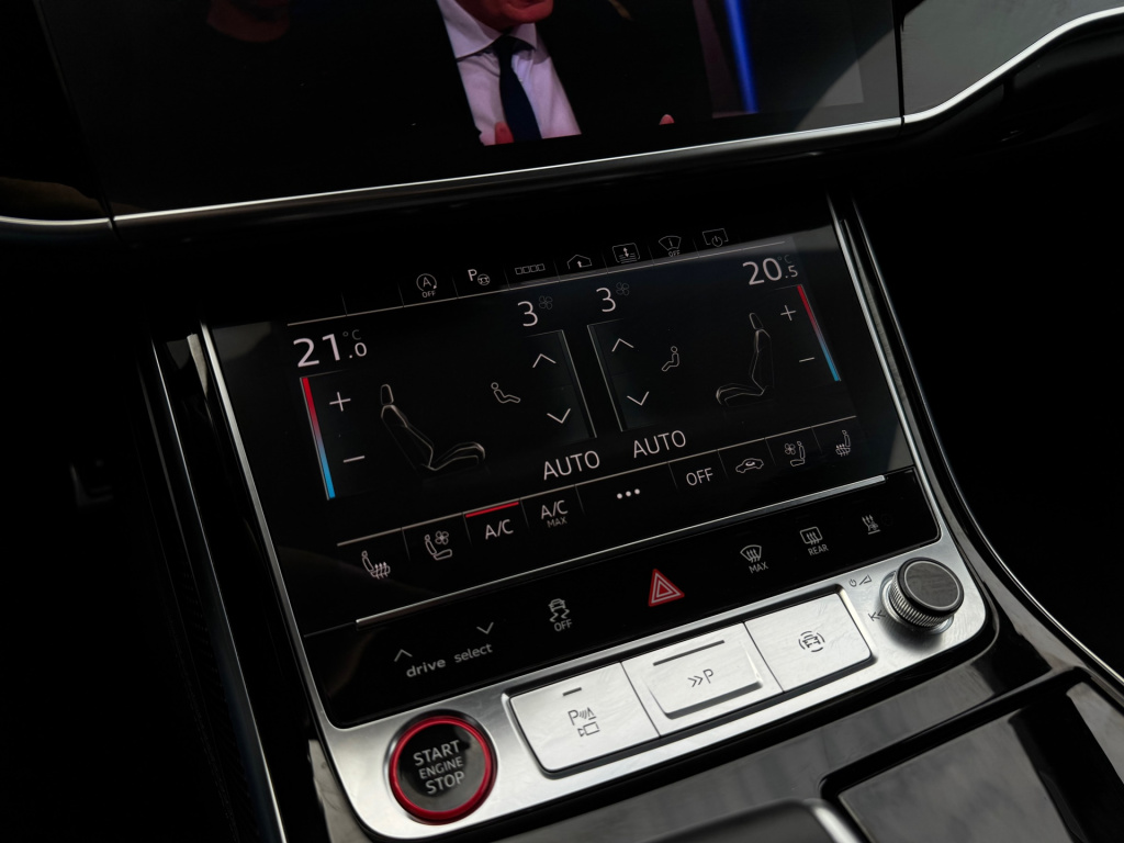 Audi S8