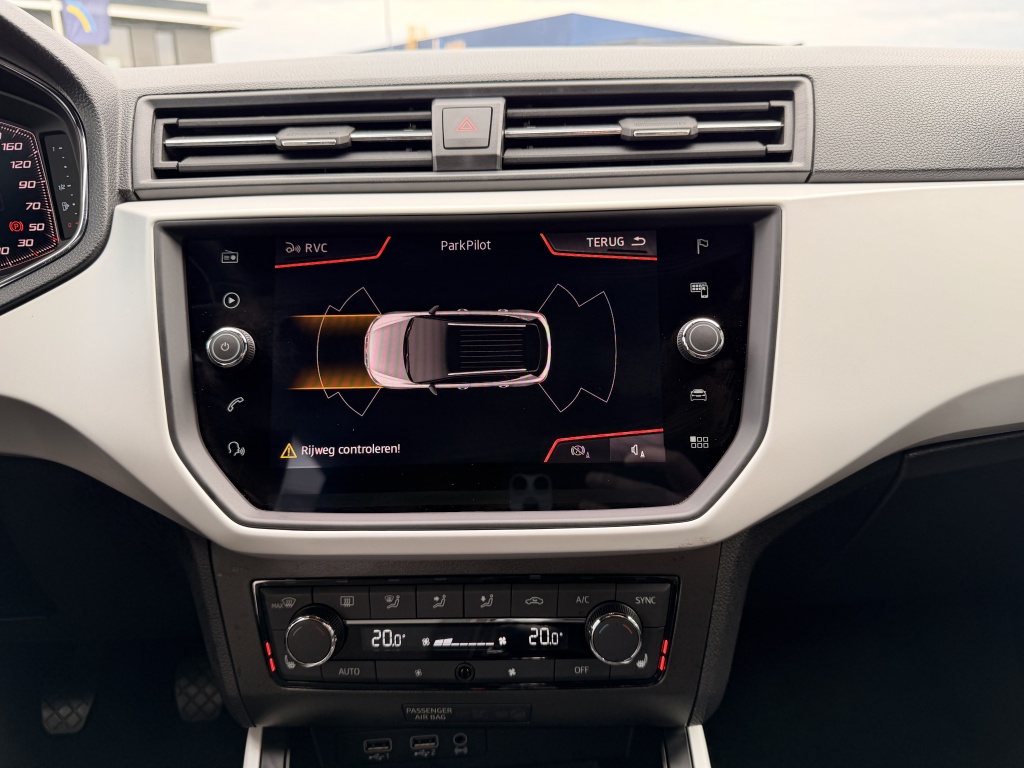 Seat Arona