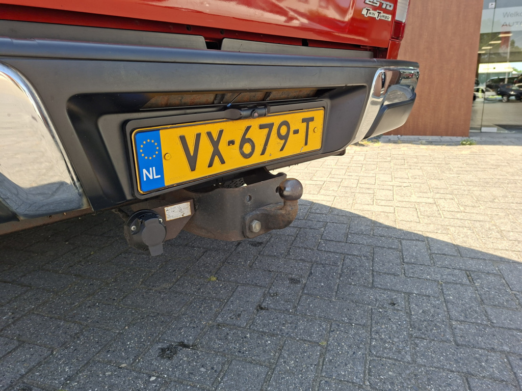 Isuzu D-max