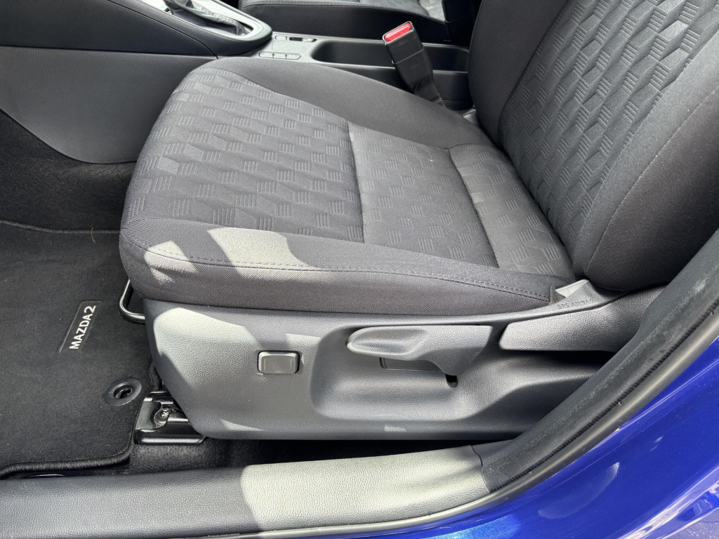Mazda 2 Hybrid