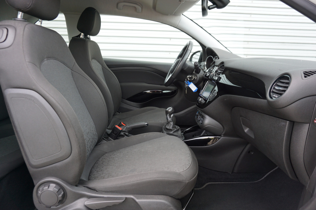 Opel Adam