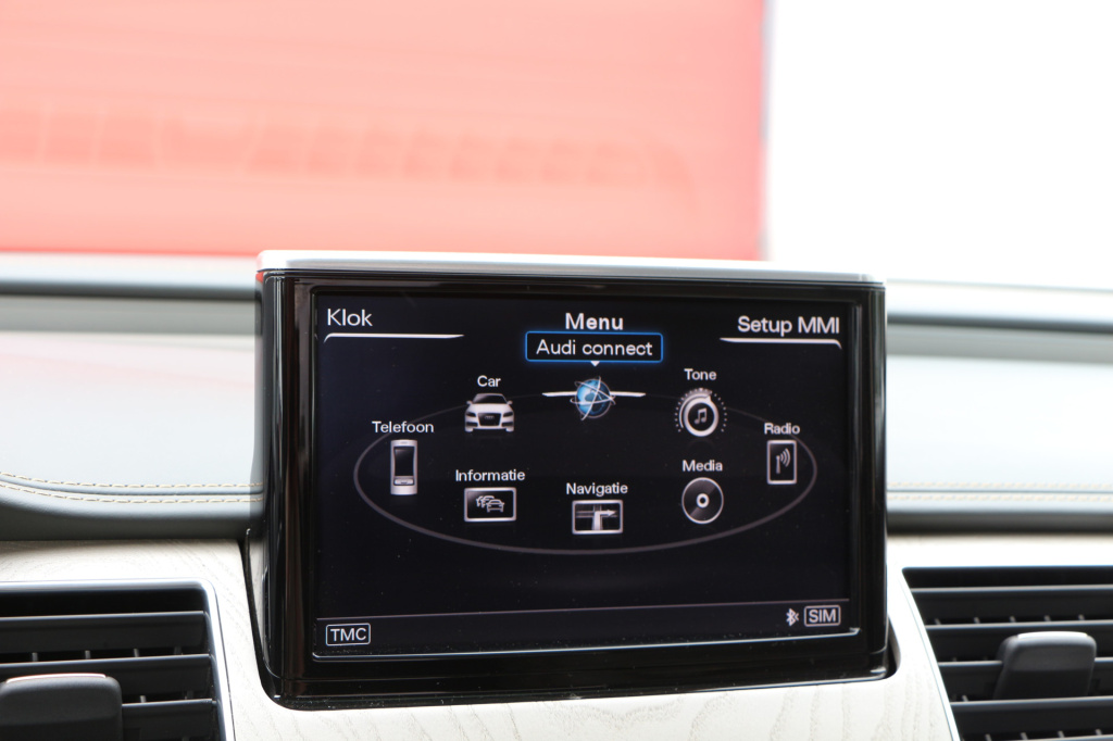 Audi S8