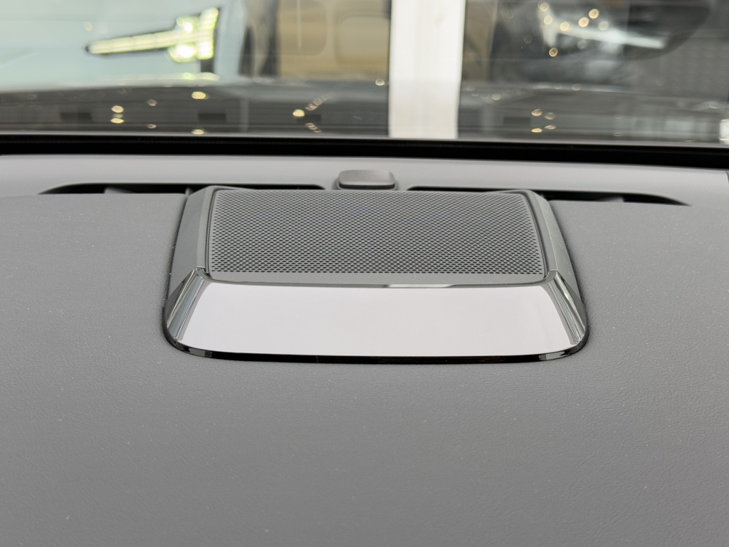 Volvo Ex90