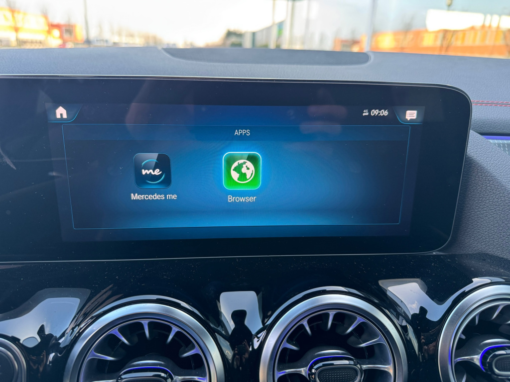 Mercedes-Benz Eqa