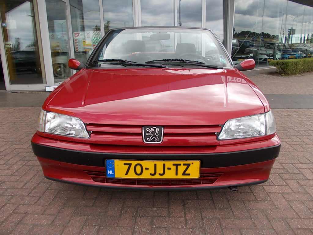 Peugeot 306