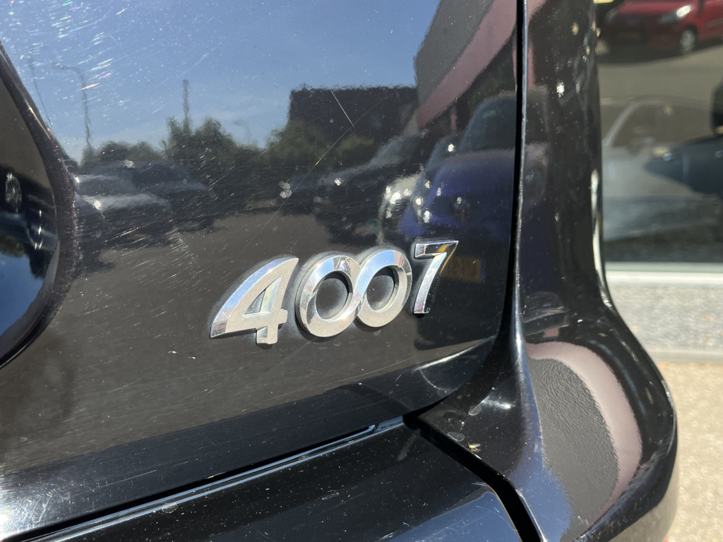 Peugeot 4007
