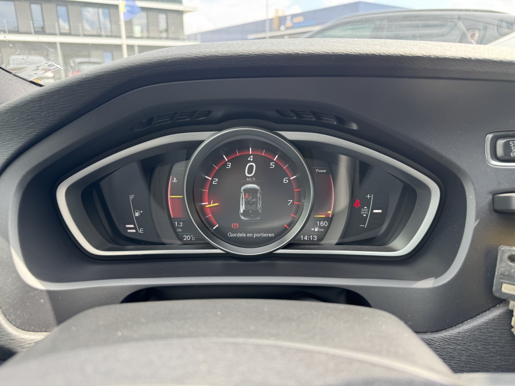 Volvo V40