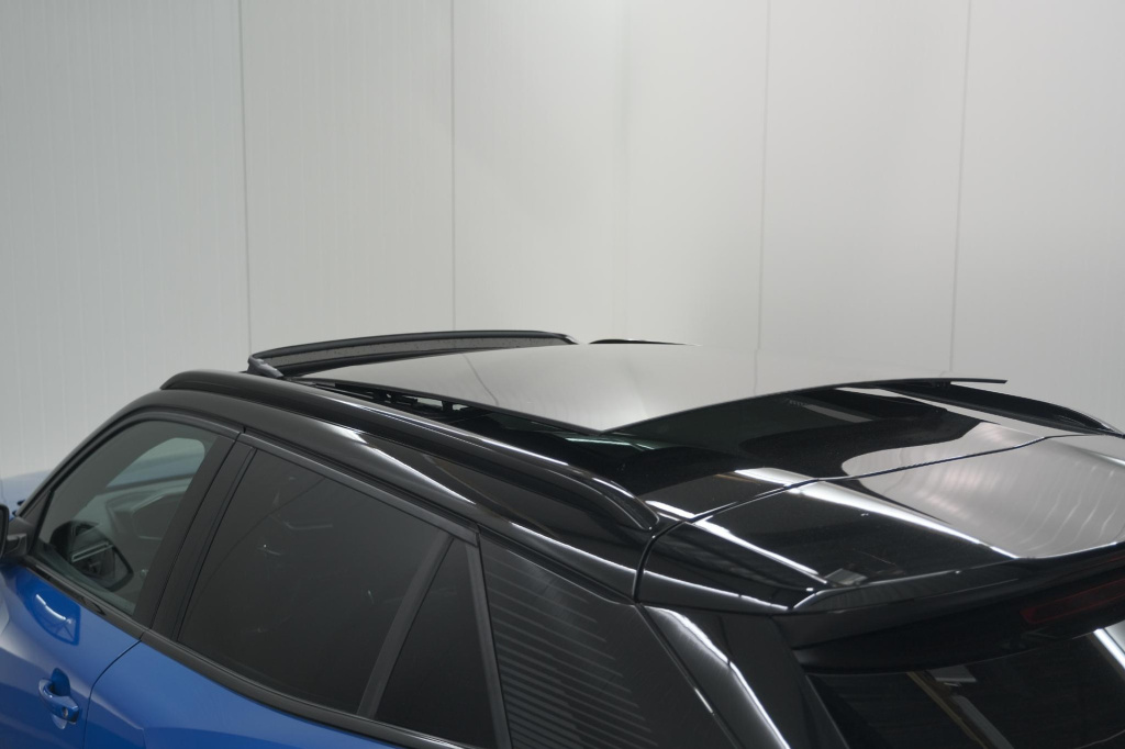 Peugeot E-2008
