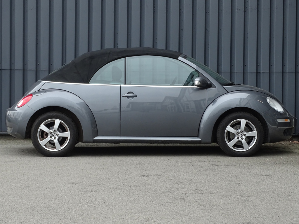 Volkswagen New Beetle