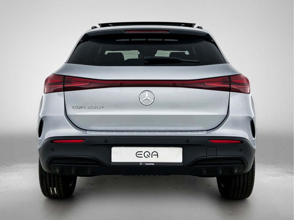 Mercedes-Benz Eqa