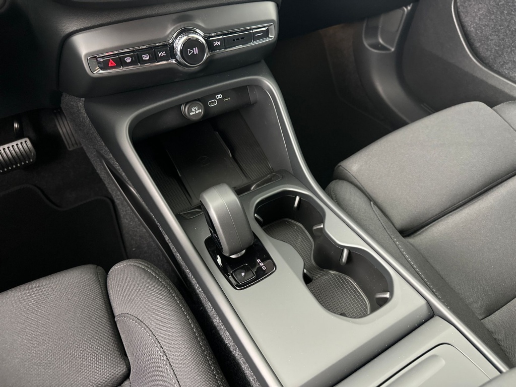 Volvo Ex40