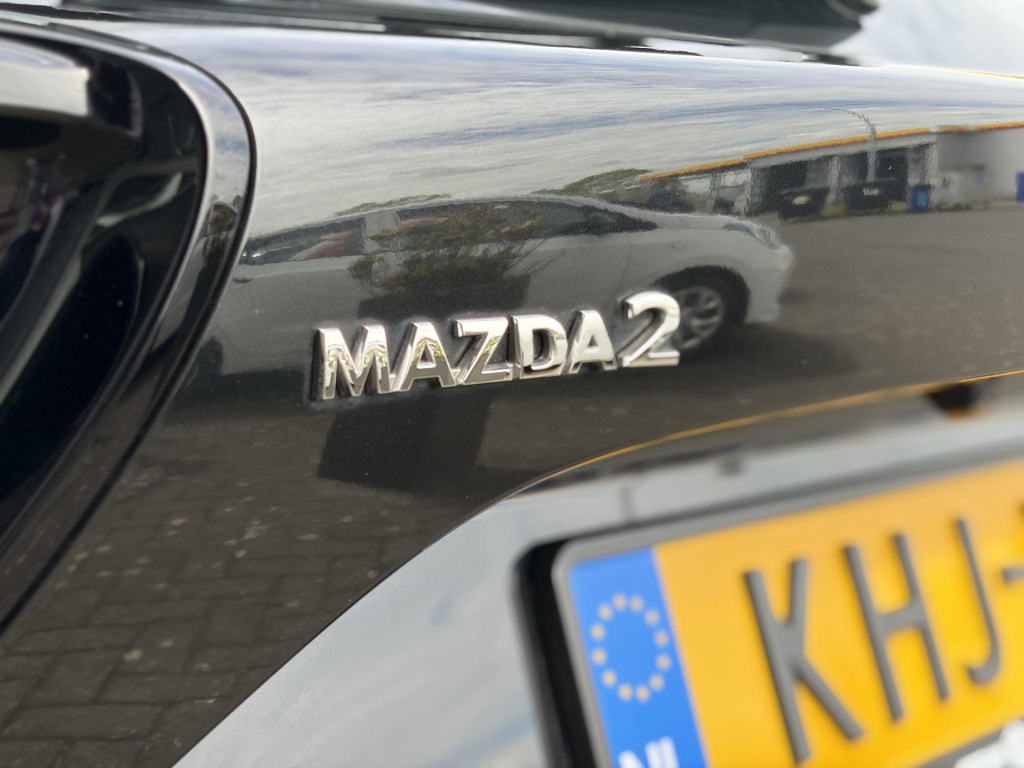 Mazda 2 Hybrid
